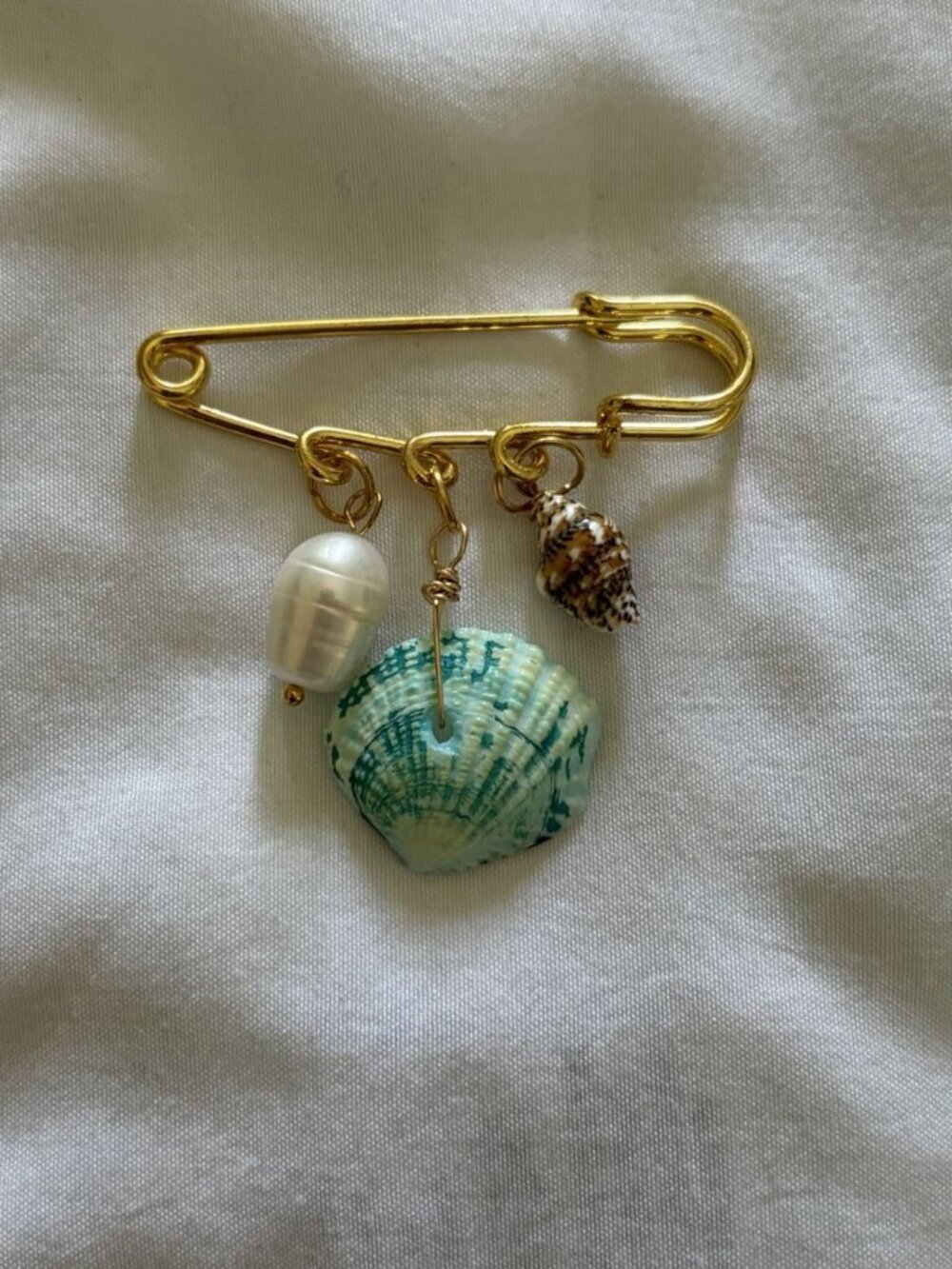 Anthropologie Gold Sea Shell Under The Sea Brooch